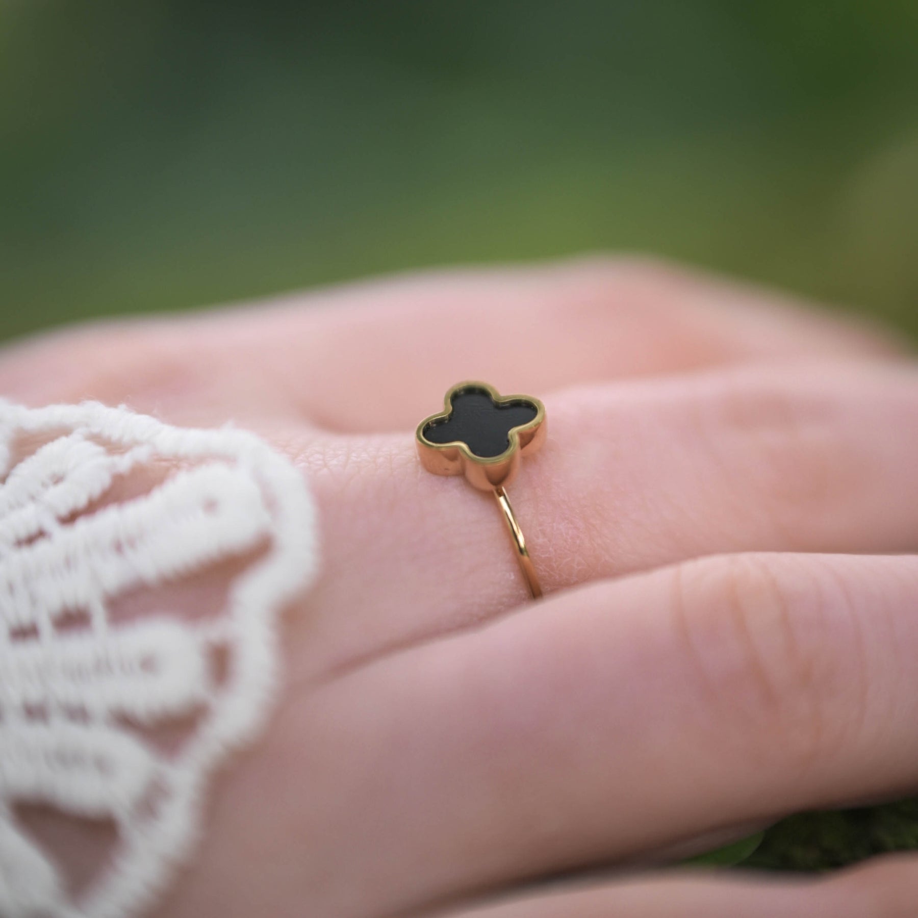 Bague "Trèfle" en Onyx noir Ma boutique