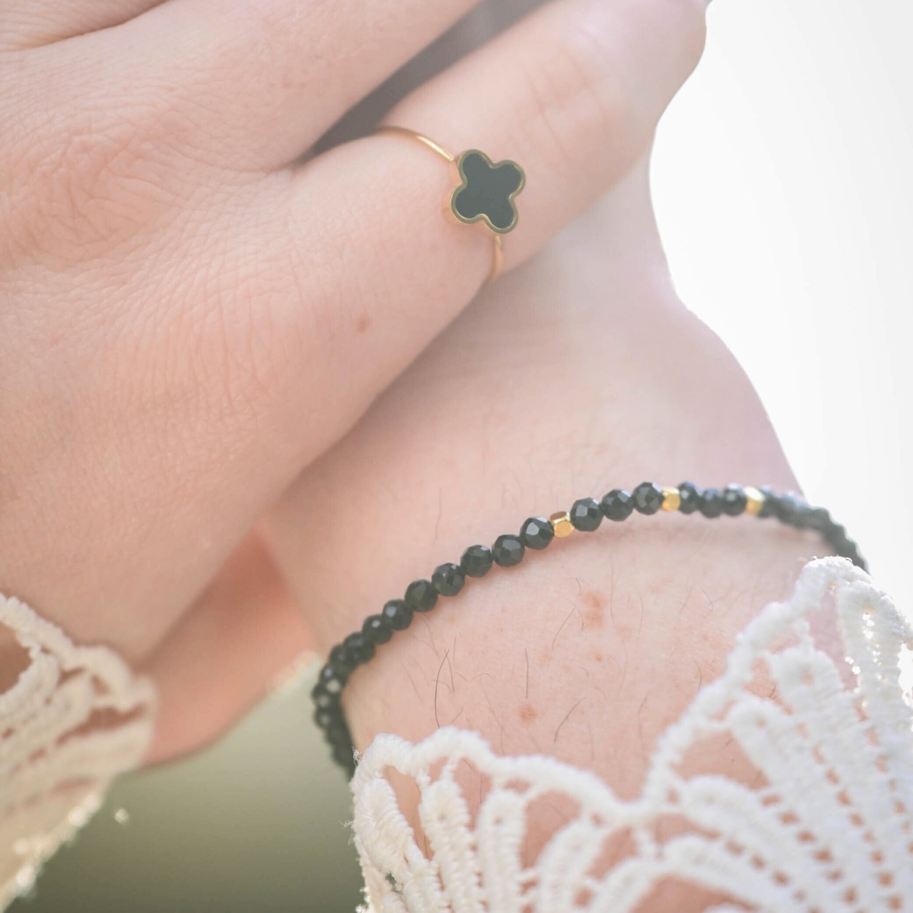 Bracelet fin en Spinelle noir Ma boutique