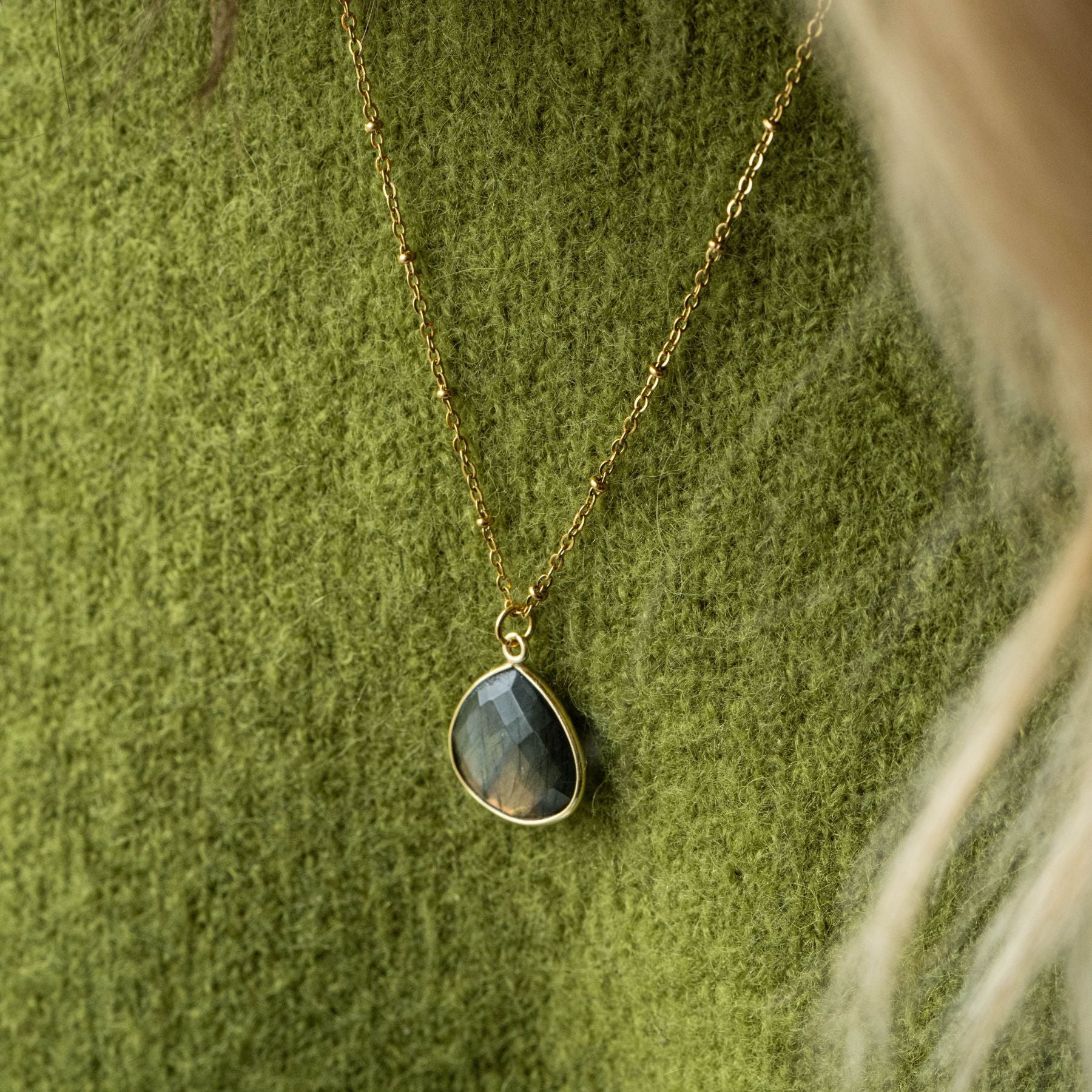 Collier "Némésis" en Labradorite - Or Ma boutique