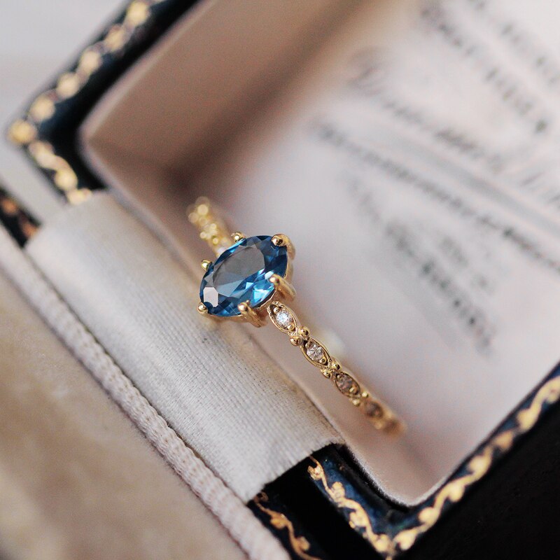 Bague "Naïades" en Topaze bleue Ma boutique