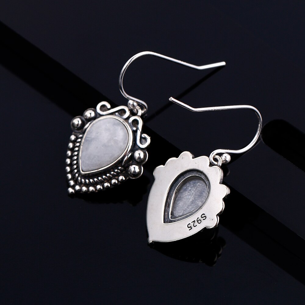 Boucles d'oreilles en Pierre de Lune de 8x11mm Bijoux d'âmes