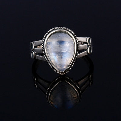 Bague en Pierre de Lune de 9x13mm Bijoux d'âmes